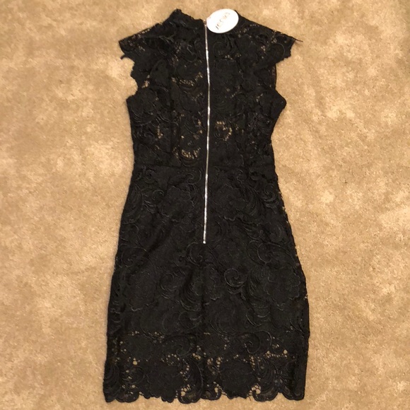 ⭐️BRAND NEW⭐️ HOLIDAY BLACK LACE MINI DRESS🎉 - Picture 6 of 7